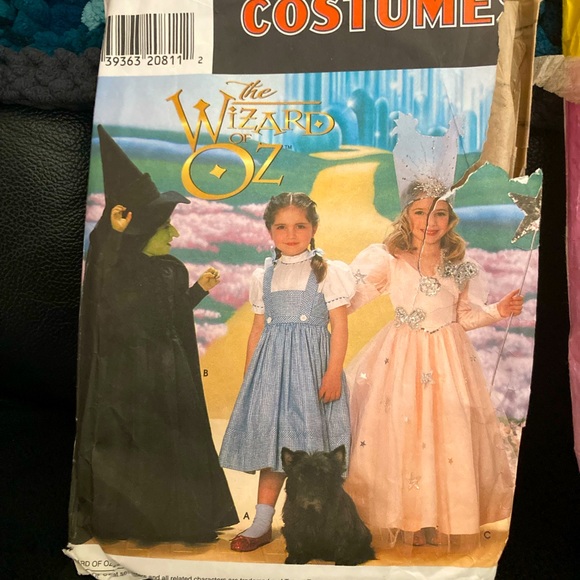 Vintage Halloween costume patterns - Picture 2 of 3